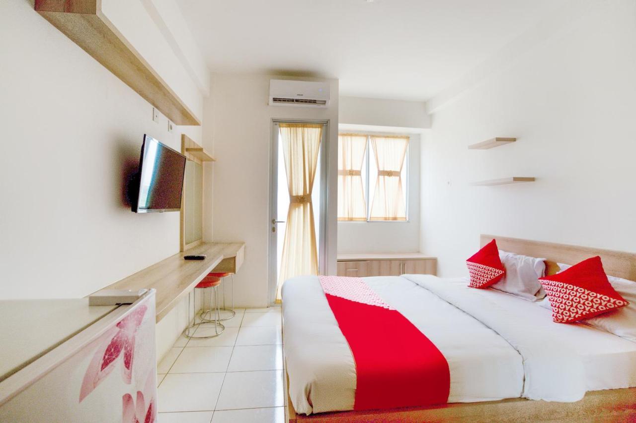 Hotel Oyo 2942 River View Jababeka Bekasi
