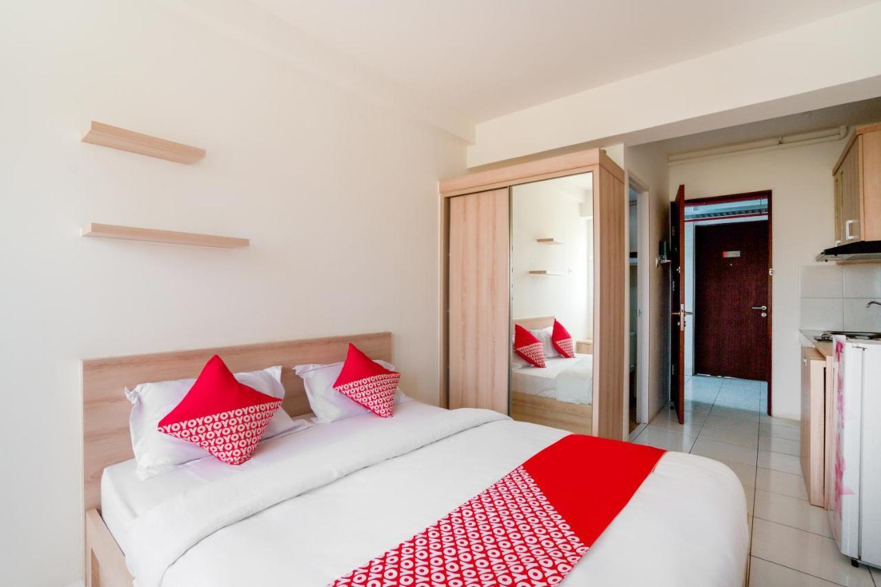 Hotel Oyo 2942 River View Jababeka Bekasi