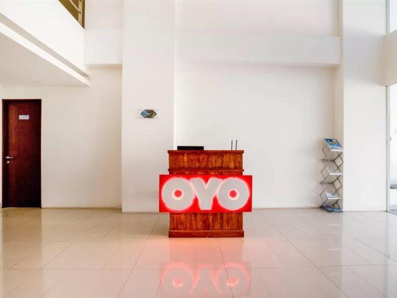 Hotel Oyo 2942 River View Jababeka